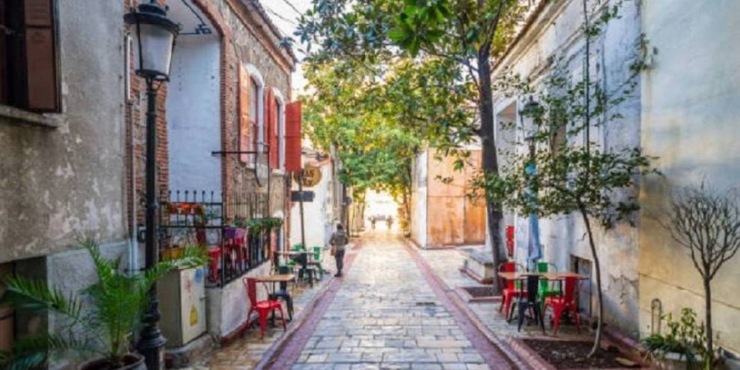 Yalnız bir sokak değil sanat eseri: Burayı görmek için bile o kente akın ediyorlar! 5